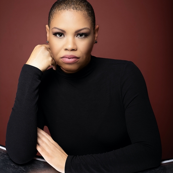 ๐Hi! I'm Denise Michelle. Welcome to My Closet๐ - Picture 4 of 13